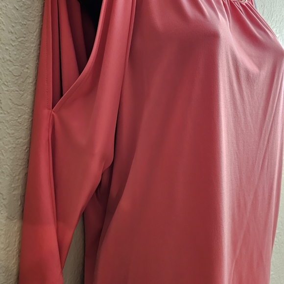 Michael Kors Gold chain top - Picture 5 of 9